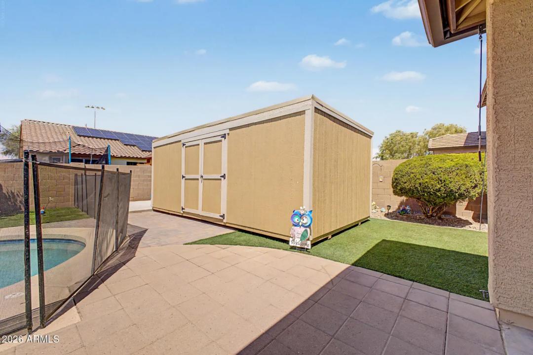 Real Estate Picture 37