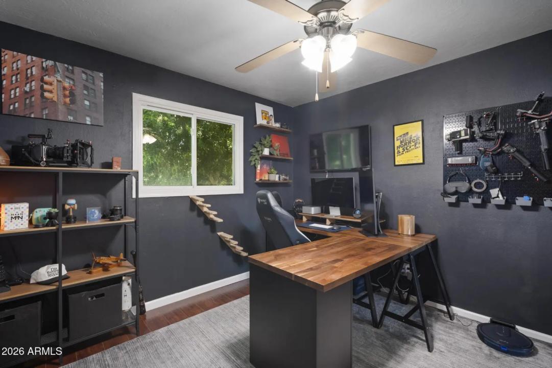 Real Estate Picture 34