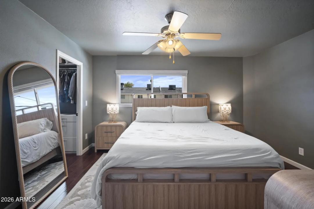 Real Estate Picture 38