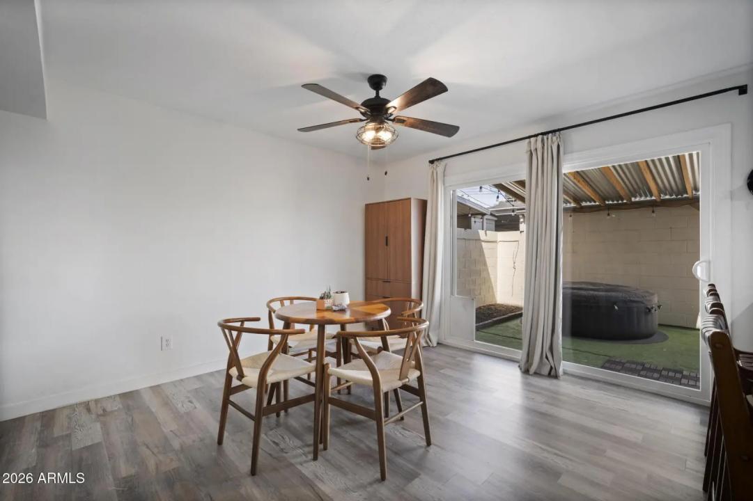 Real Estate Picture 17