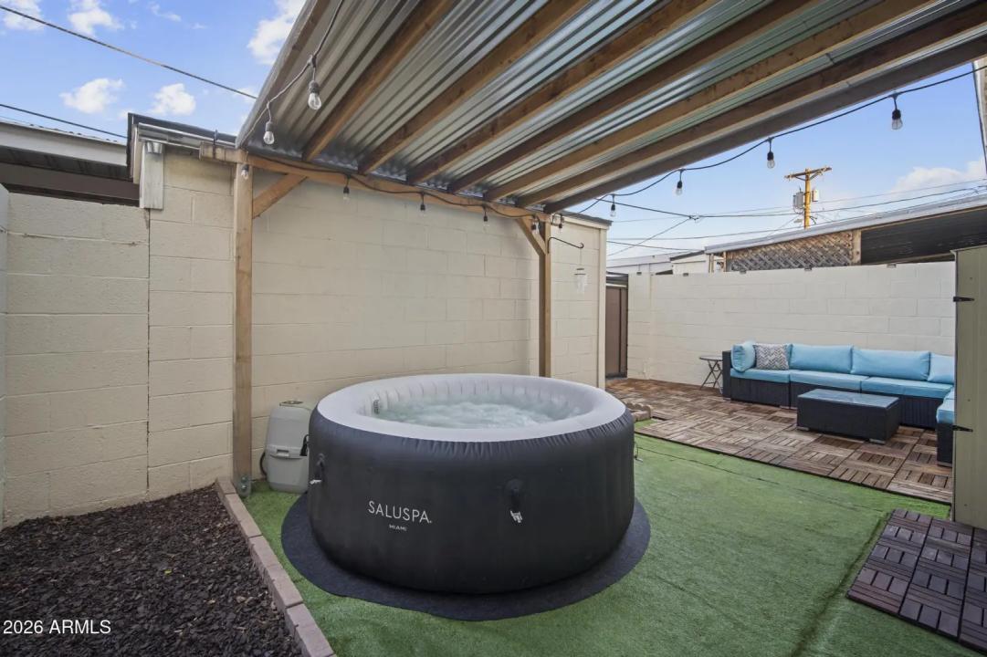 Real Estate Picture 64