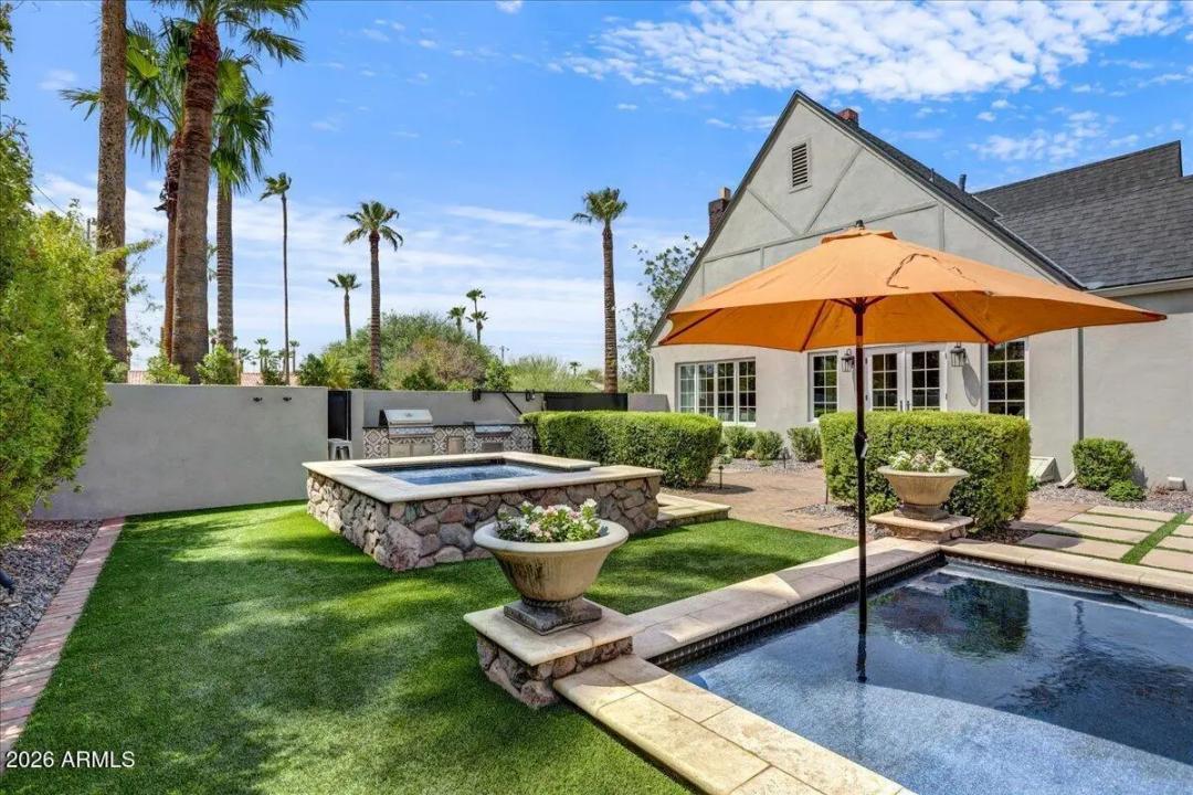 Real Estate Picture 28