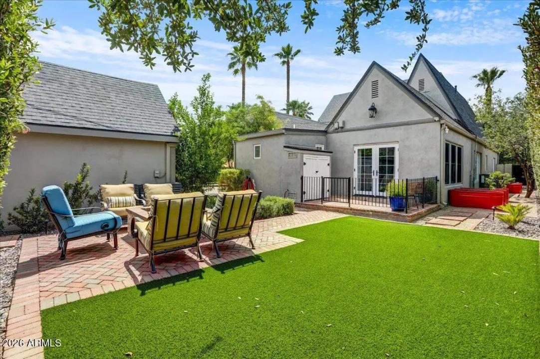 Real Estate Picture 35