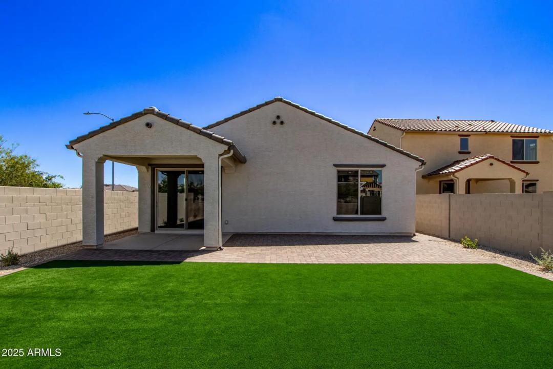 Real Estate Picture 29