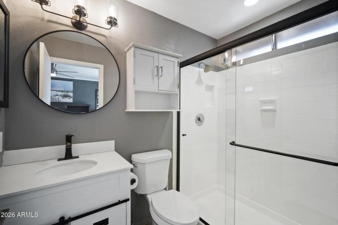 Real Estate Picture 21