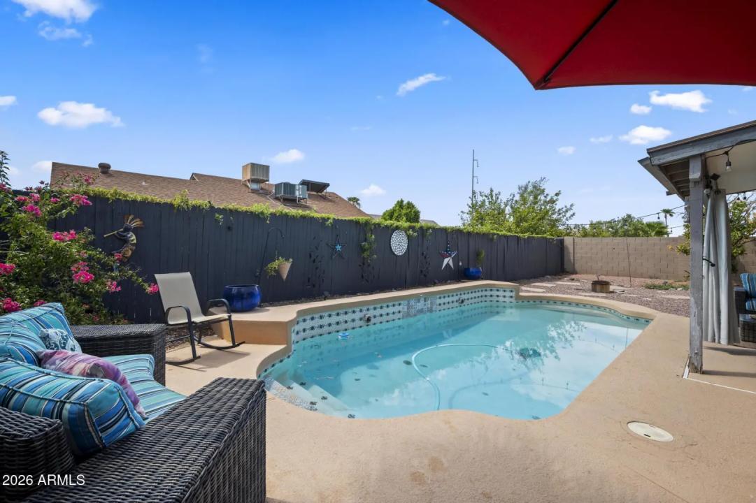 Real Estate Picture 22