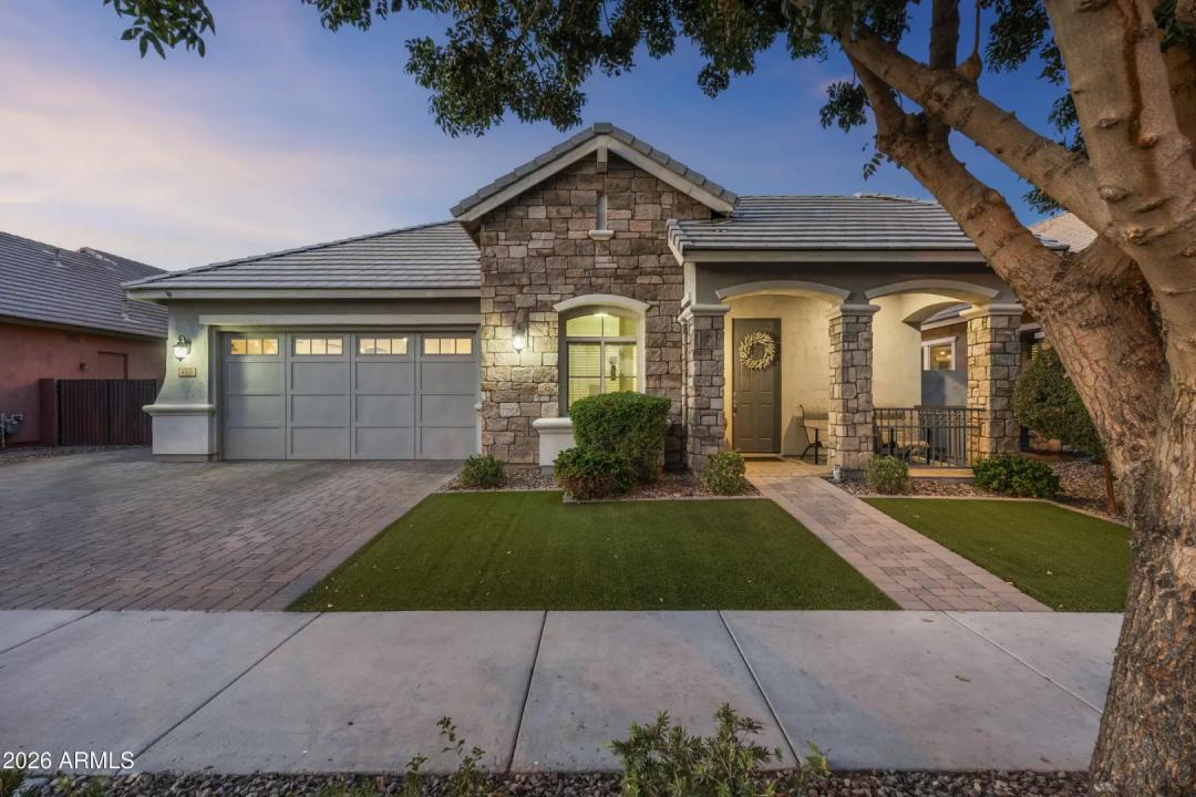 Real Estate Picture 2