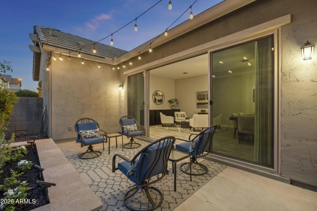 Real Estate Picture 7