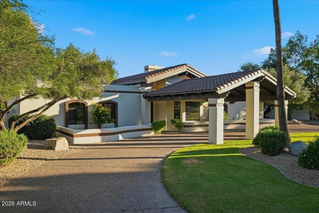 Real Estate Picture 2
