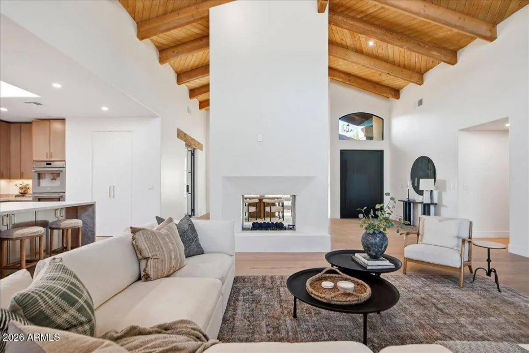 Real Estate Picture 17