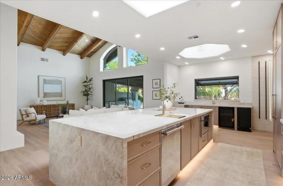 Real Estate Picture 27