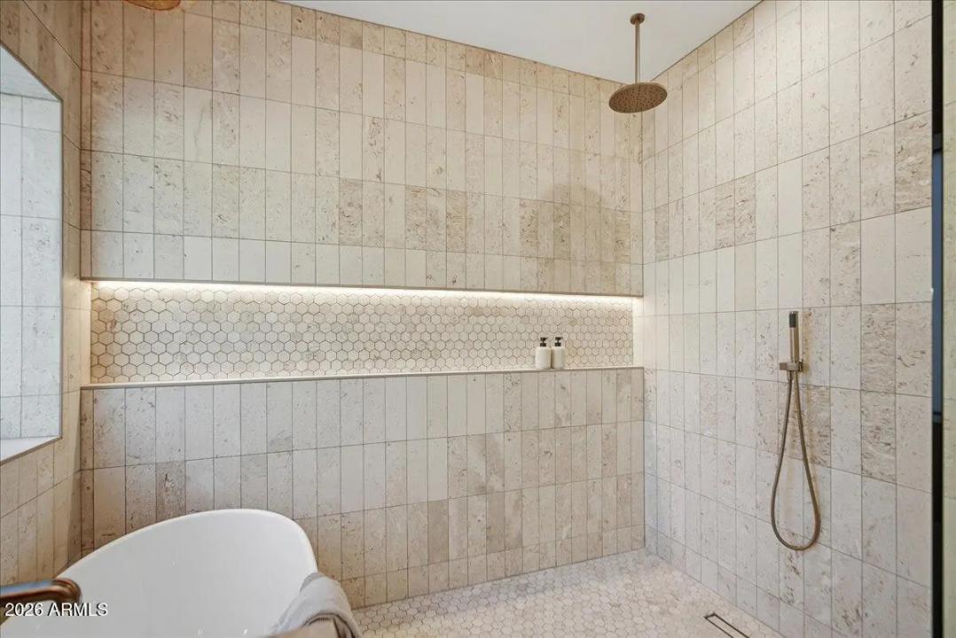 Real Estate Picture 31