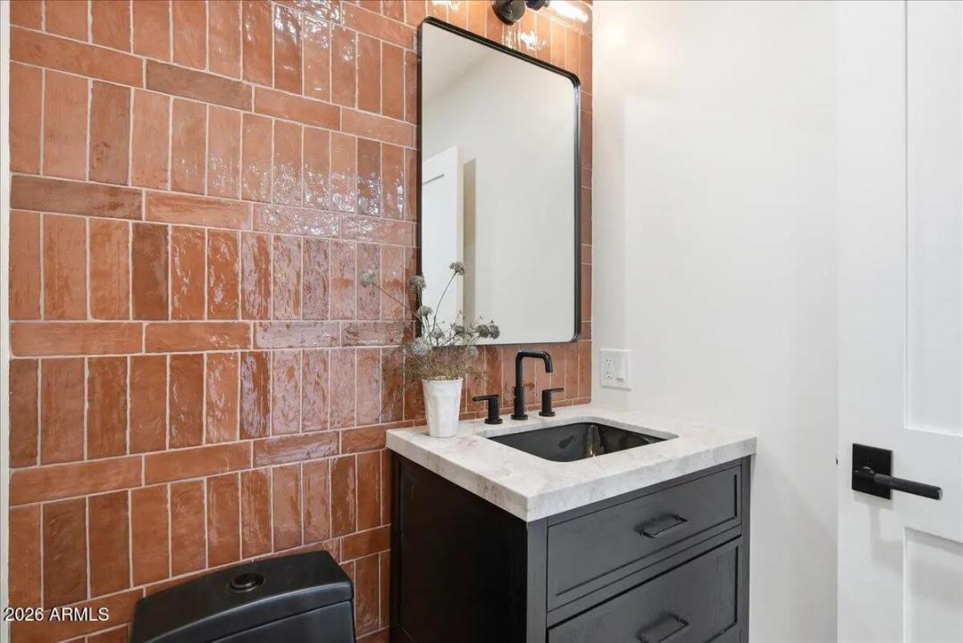 Real Estate Picture 41