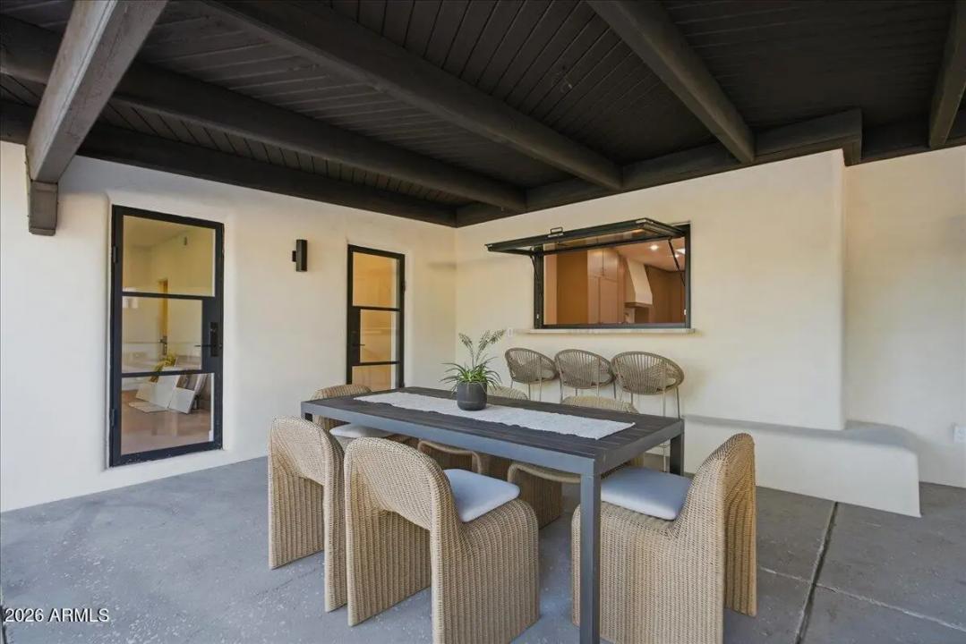 Real Estate Picture 50