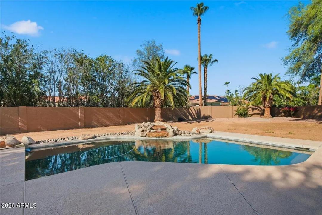 Real Estate Picture 29