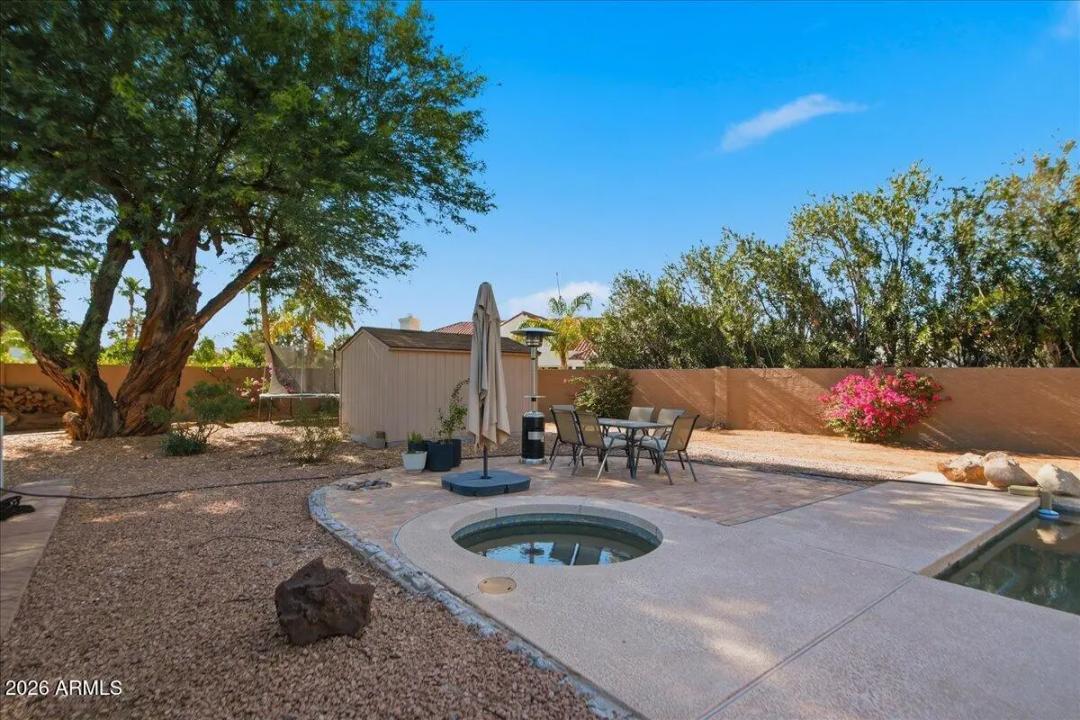 Real Estate Picture 30