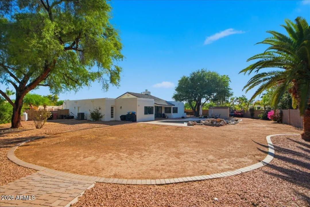 Real Estate Picture 35