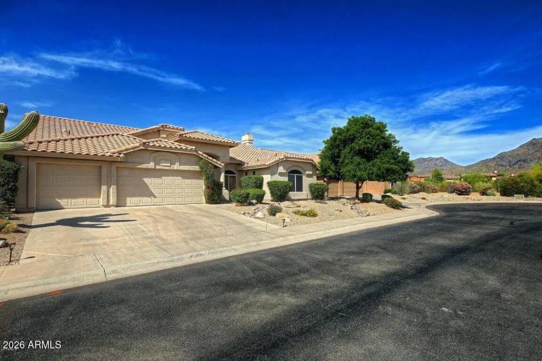 Real Estate Picture 1