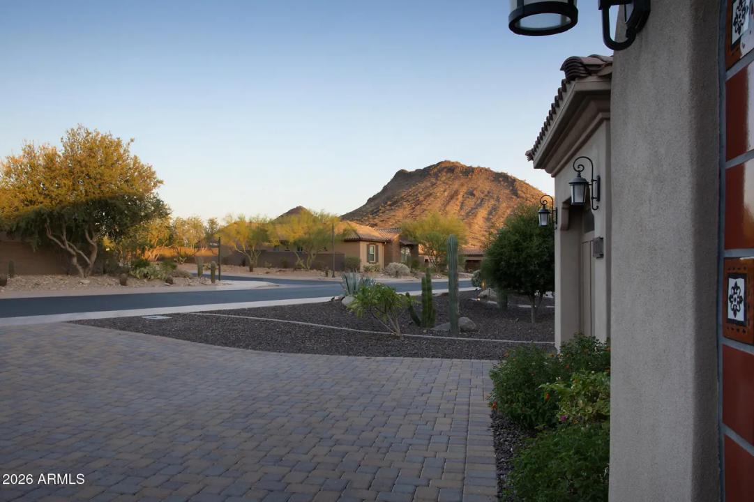 Real Estate Picture 29
