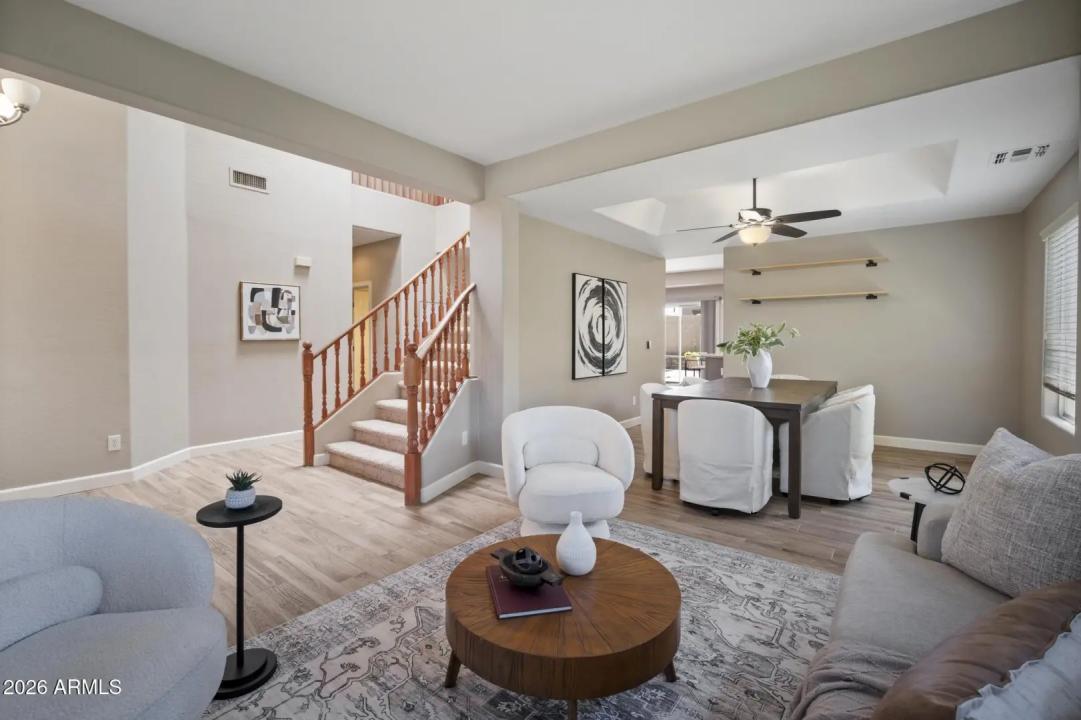 Real Estate Picture 10