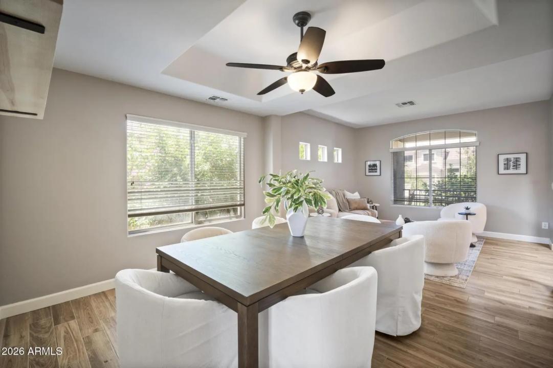 Real Estate Picture 11