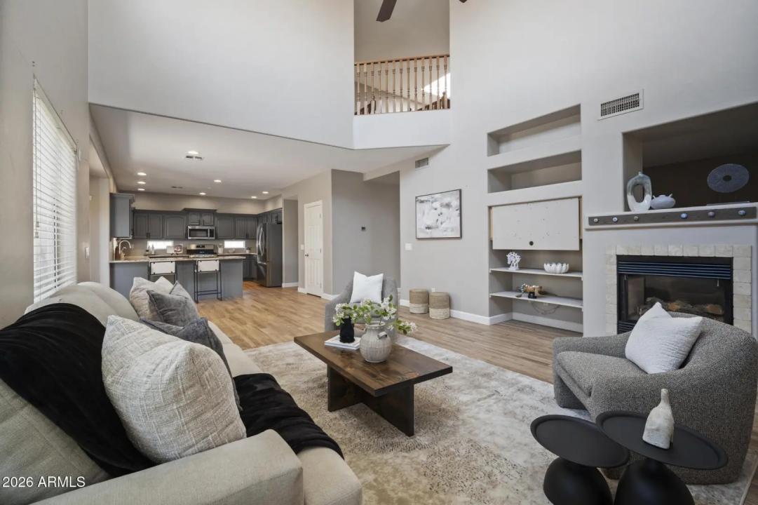 Real Estate Picture 20