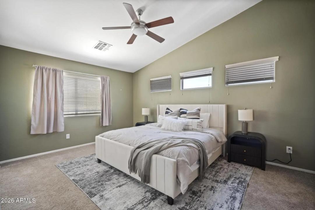 Real Estate Picture 26