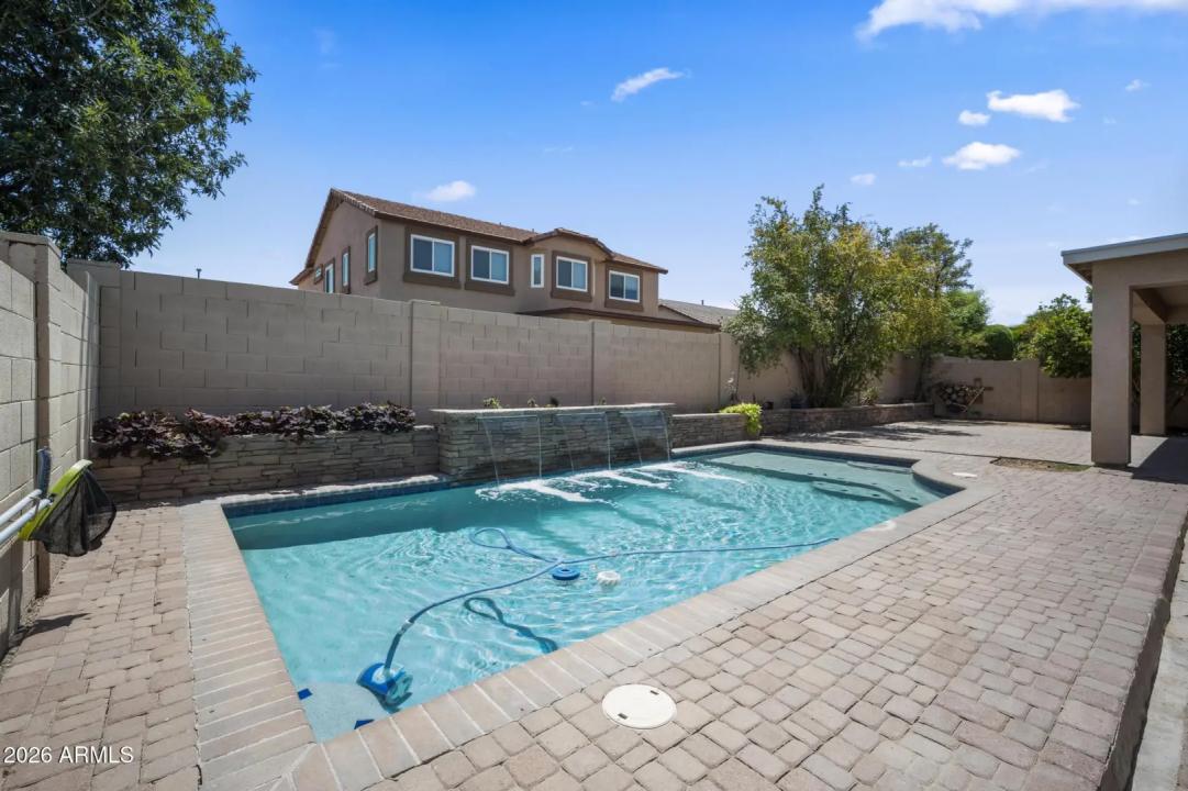 Real Estate Picture 41