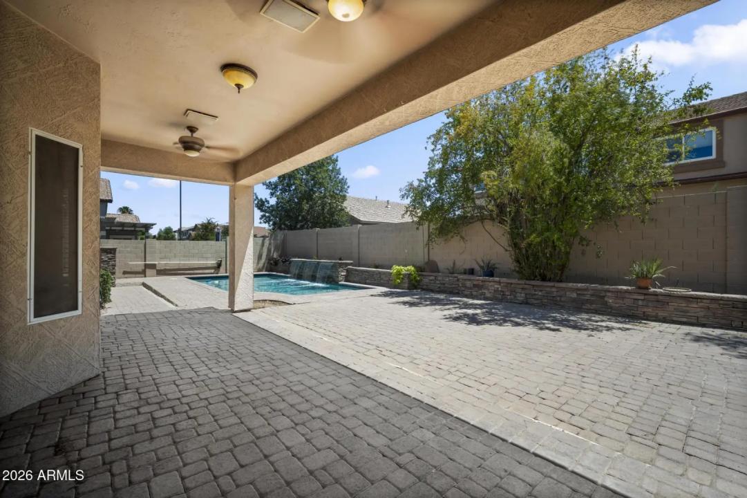 Real Estate Picture 44