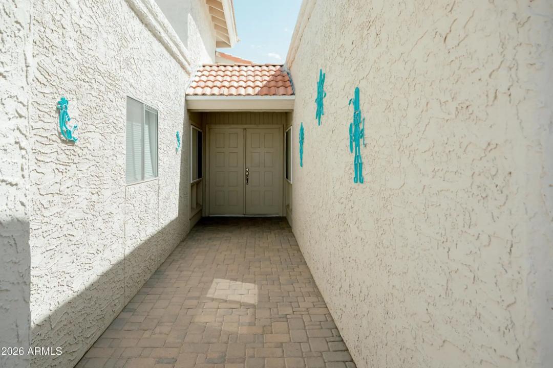 Real Estate Picture 2