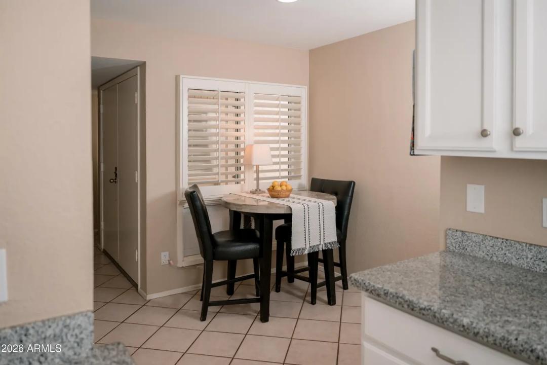 Real Estate Picture 6