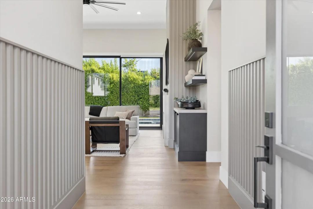 Real Estate Picture 1