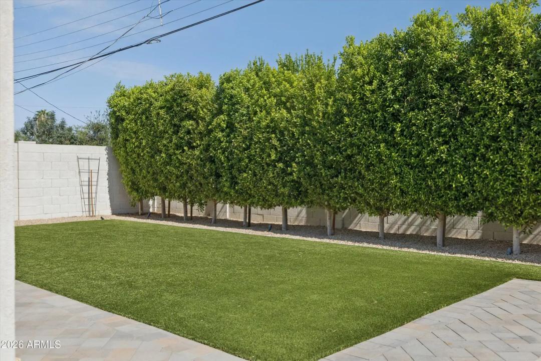 Real Estate Picture 36