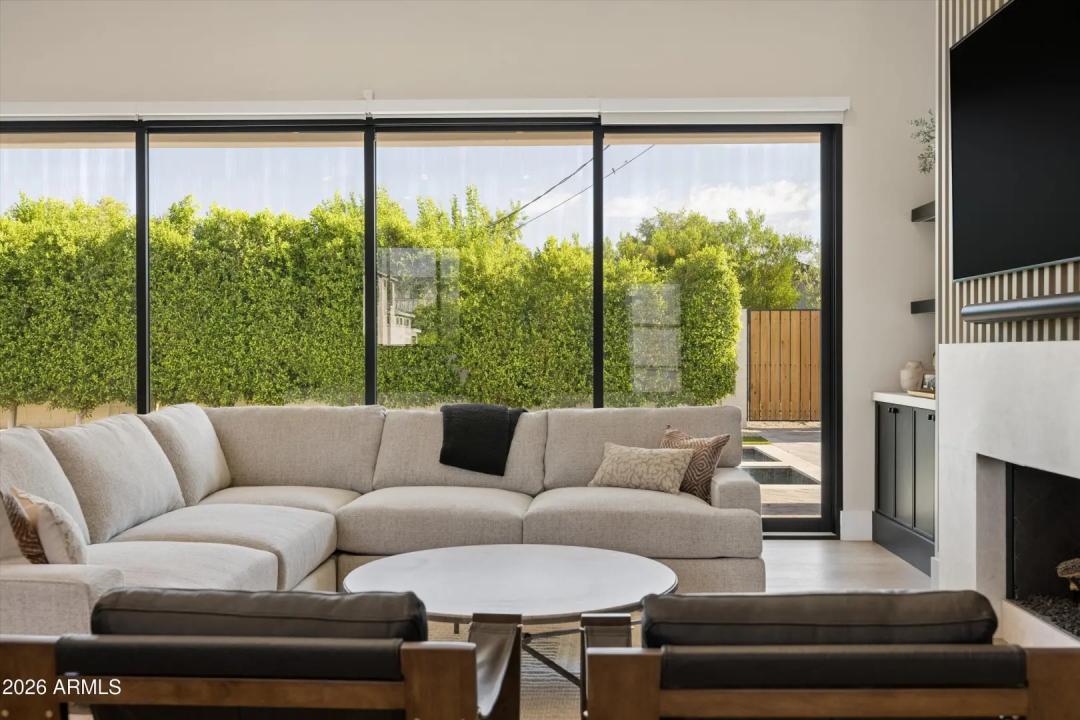Real Estate Picture 2