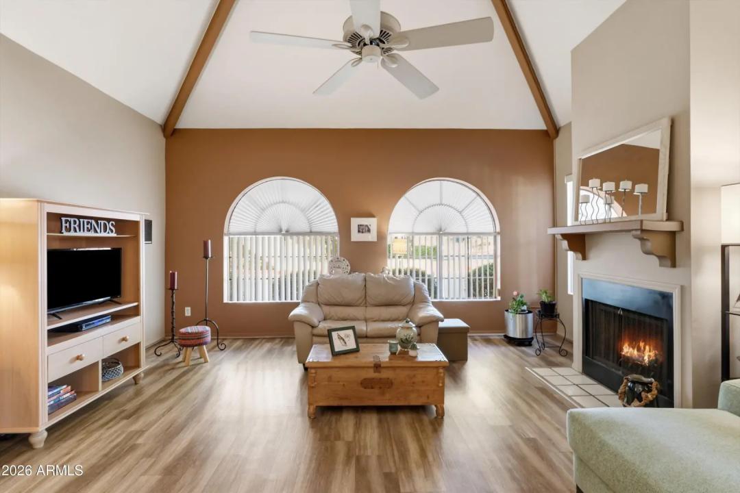 Real Estate Picture 6