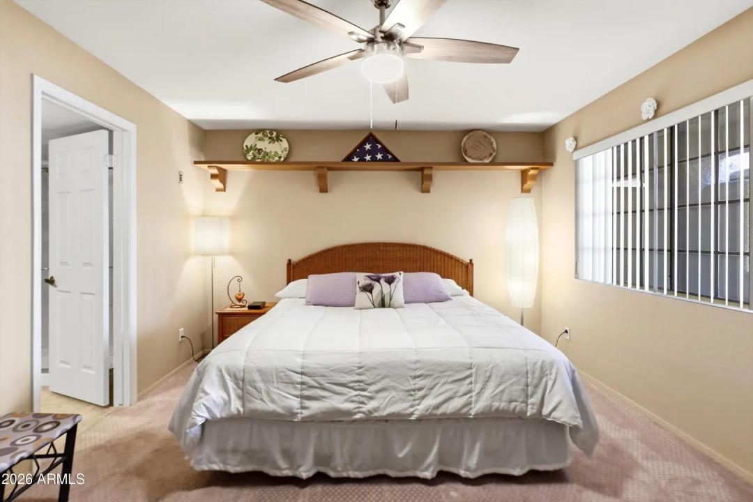 Real Estate Picture 12