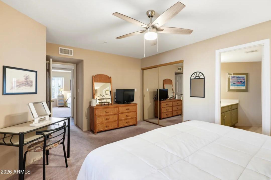 Real Estate Picture 13