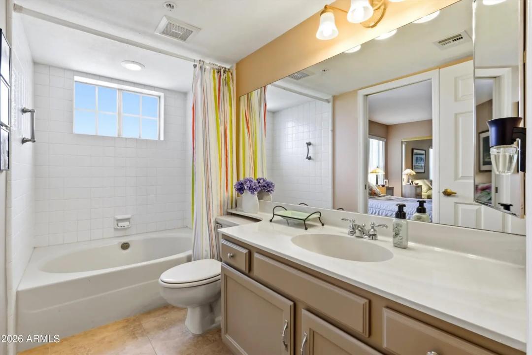 Real Estate Picture 20