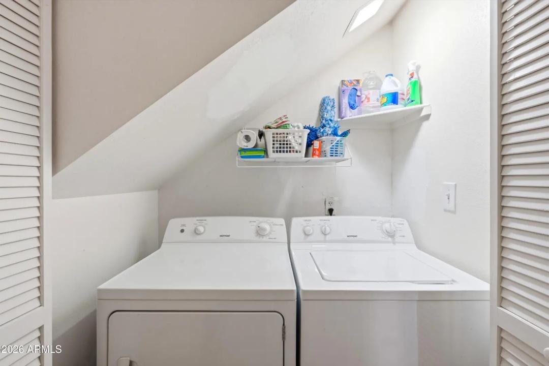Real Estate Picture 17