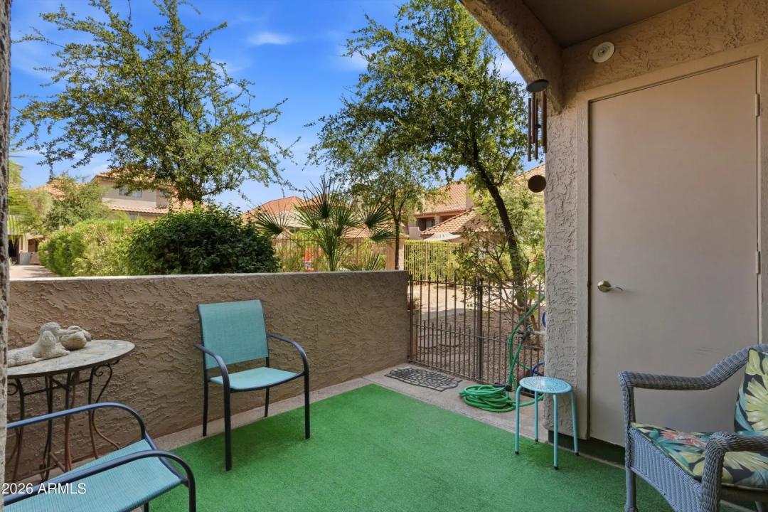 Real Estate Picture 22