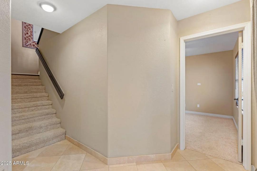 Real Estate Picture 25