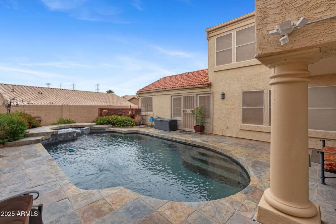 Real Estate Picture 29