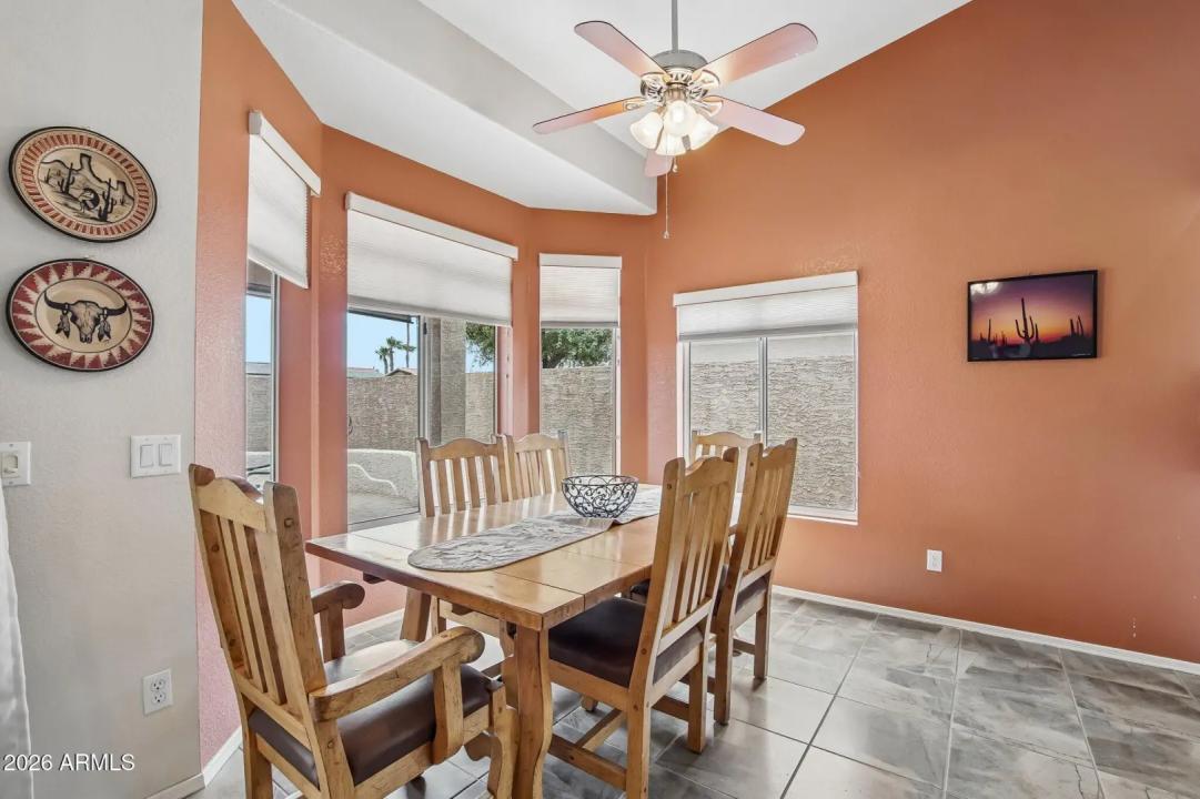 Real Estate Picture 8