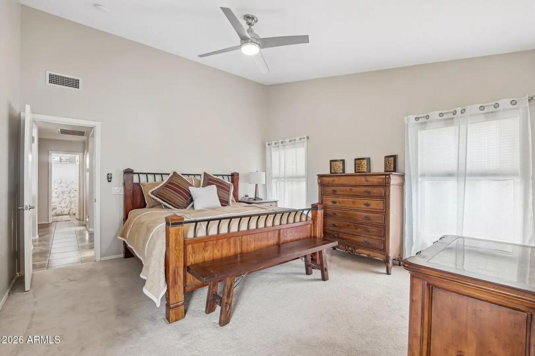 Real Estate Picture 13
