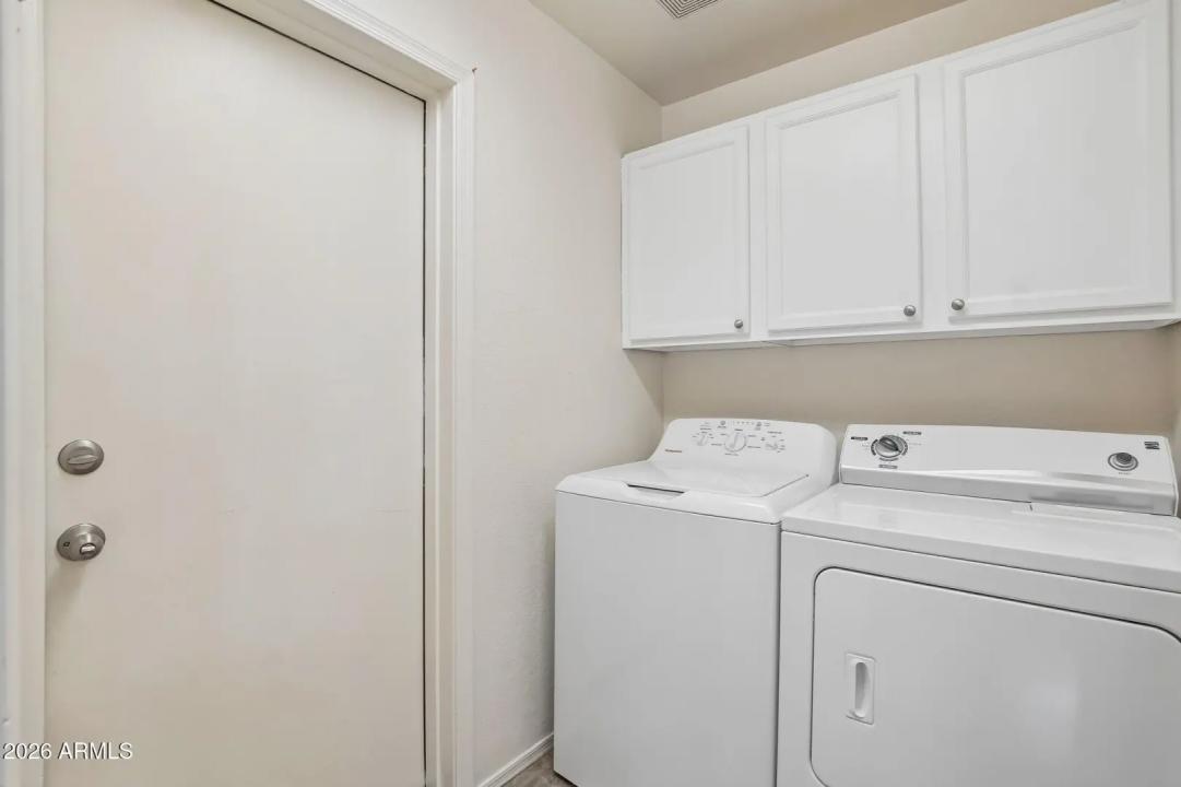 Real Estate Picture 21