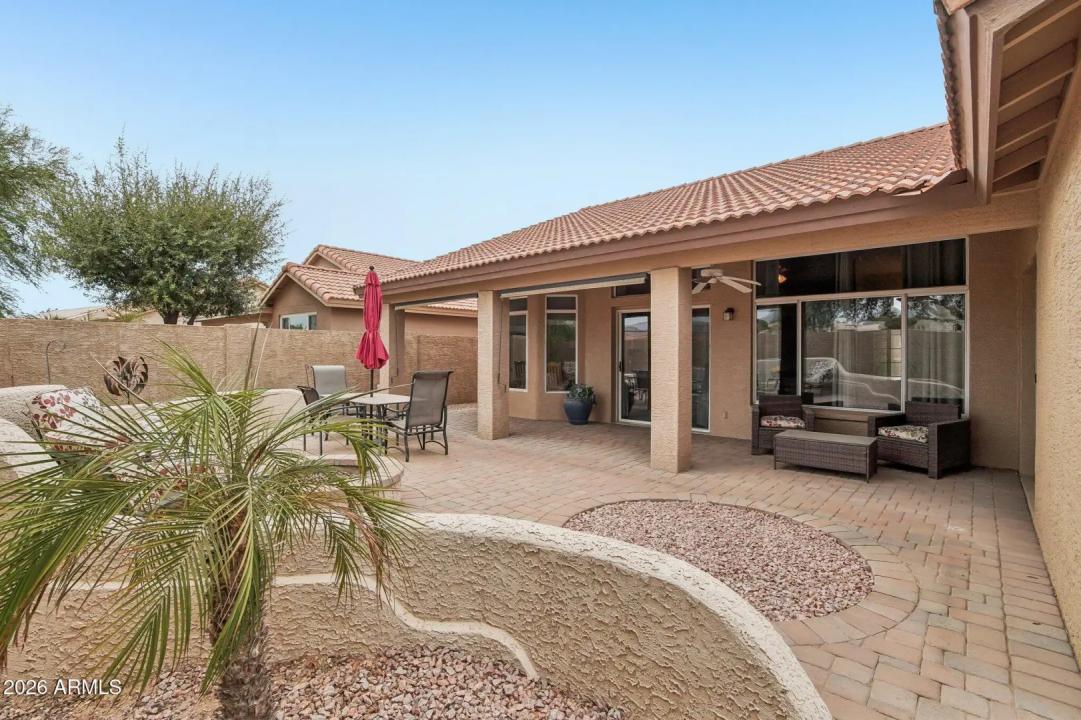 Real Estate Picture 25