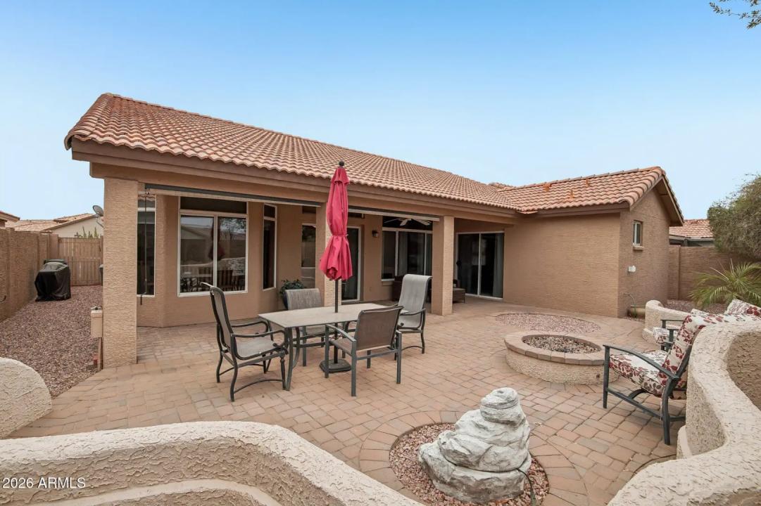 Real Estate Picture 24