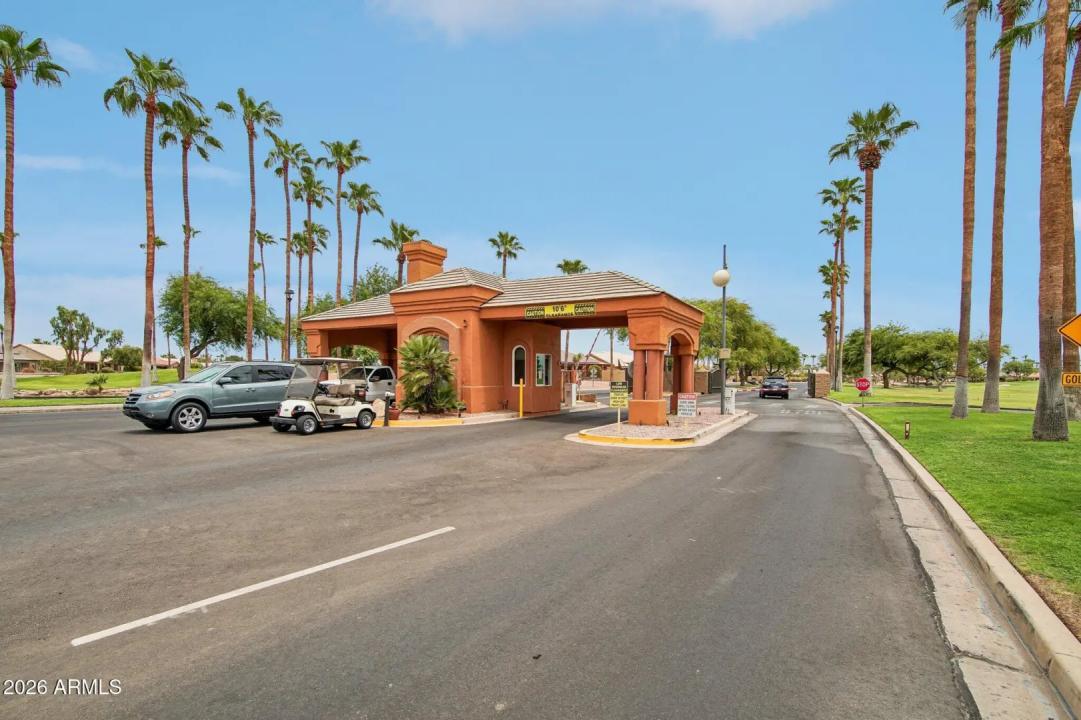 Real Estate Picture 28