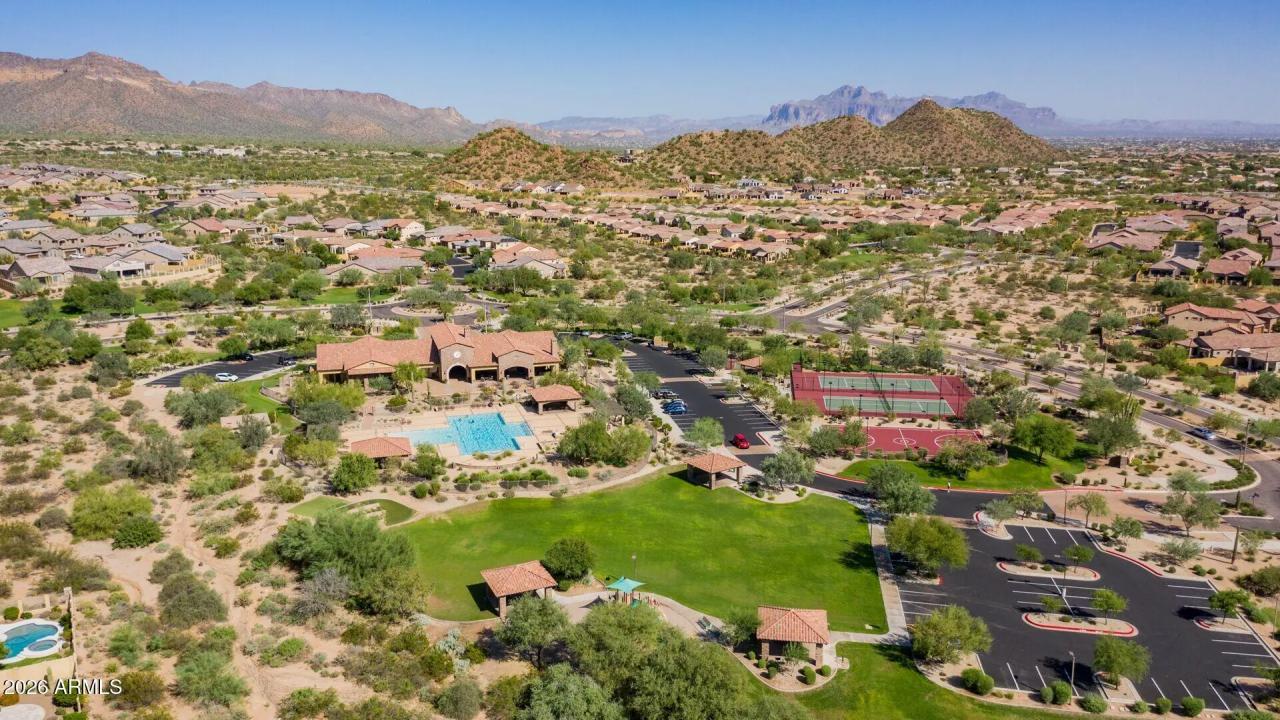 Real Estate Picture 59