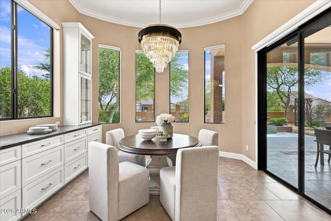 Real Estate Picture 19